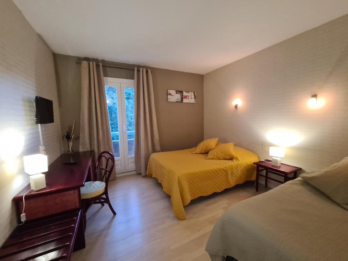 Hotel Restaurant Le Mas De L'Olivier Pont-Saint-Esprit Ngoại thất bức ảnh