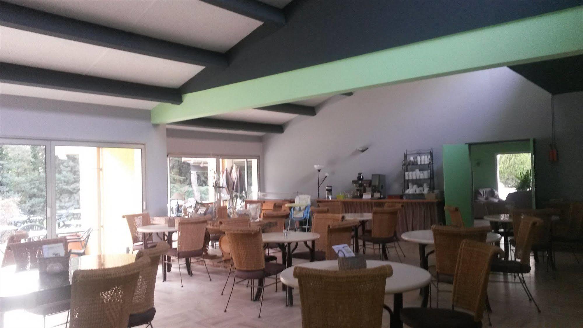 Hotel Restaurant Le Mas De L'Olivier Pont-Saint-Esprit Ngoại thất bức ảnh